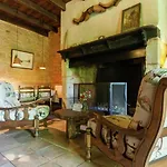 Дом отдыха Charming Estate Dordogne With Pool *