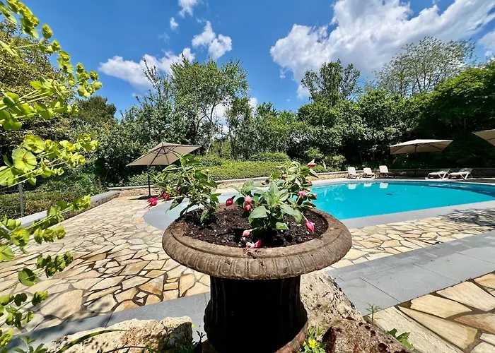 Charming Estate Dordogne With Pool *